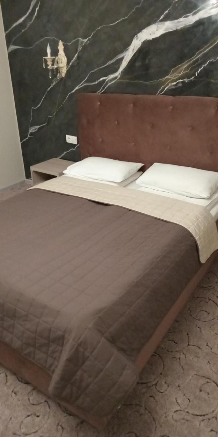 Mon Ami Hotel Ivano-Frankivsk Eksteriør billede