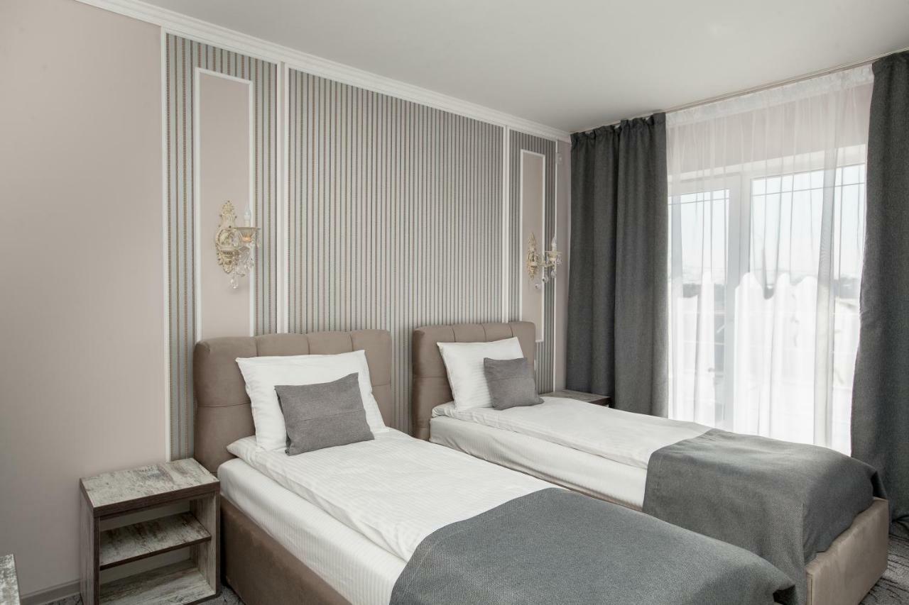 Mon Ami Hotel Ivano-Frankivsk Eksteriør billede