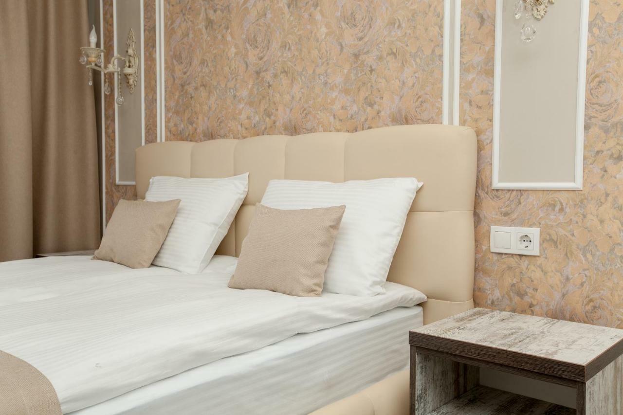 Mon Ami Hotel Ivano-Frankivsk Eksteriør billede